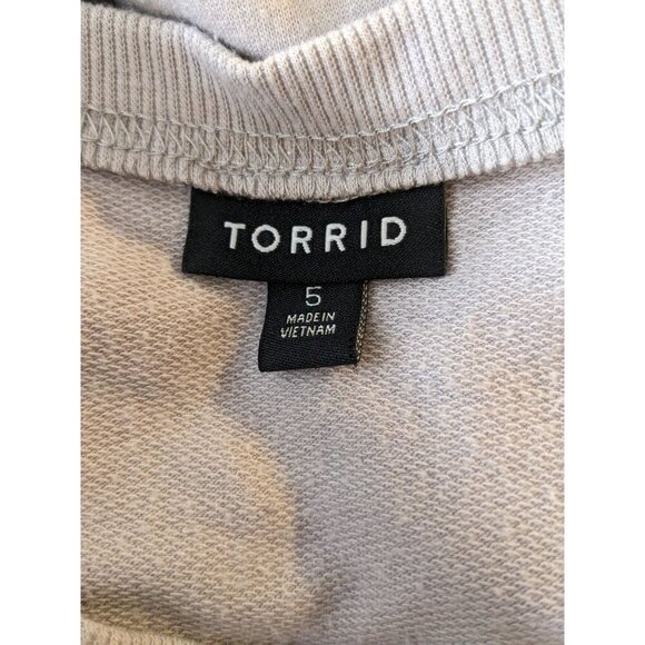 Torrid 5 Eyelet Sweatshirt Plus 5X Gray French Terry Crew Neck Drop Shoulder - Picture 5 of 6